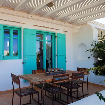Bay Naousa (Paros)