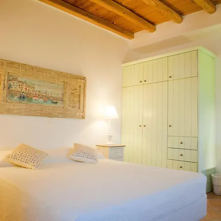 Bay Villa