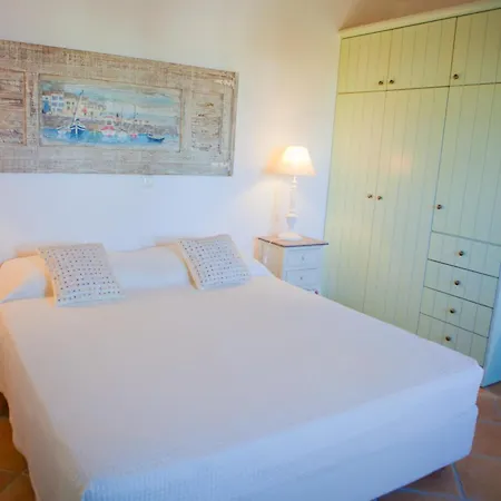 Bay Villa Naousa (Paros)